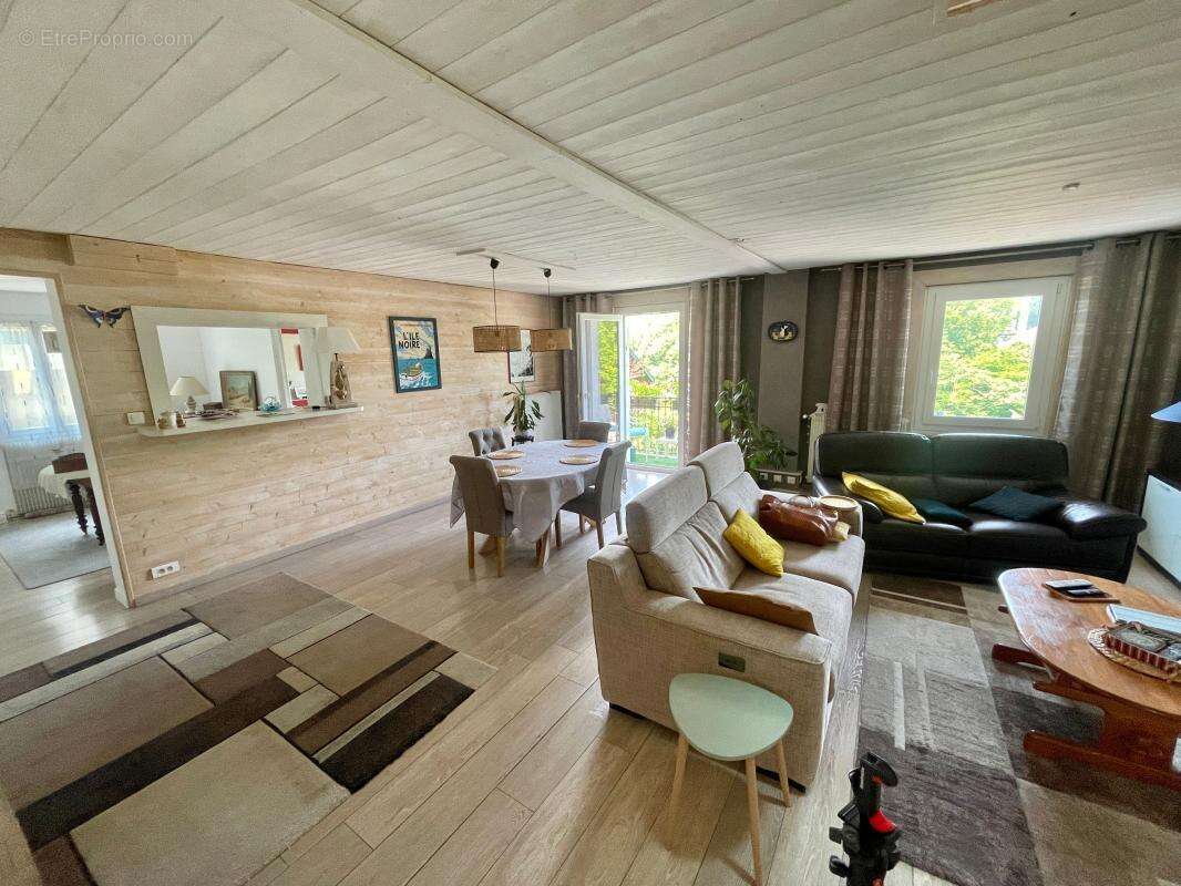 Maison à ALBY-SUR-CHERAN