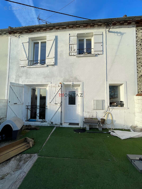 Maison à MEILLERAY