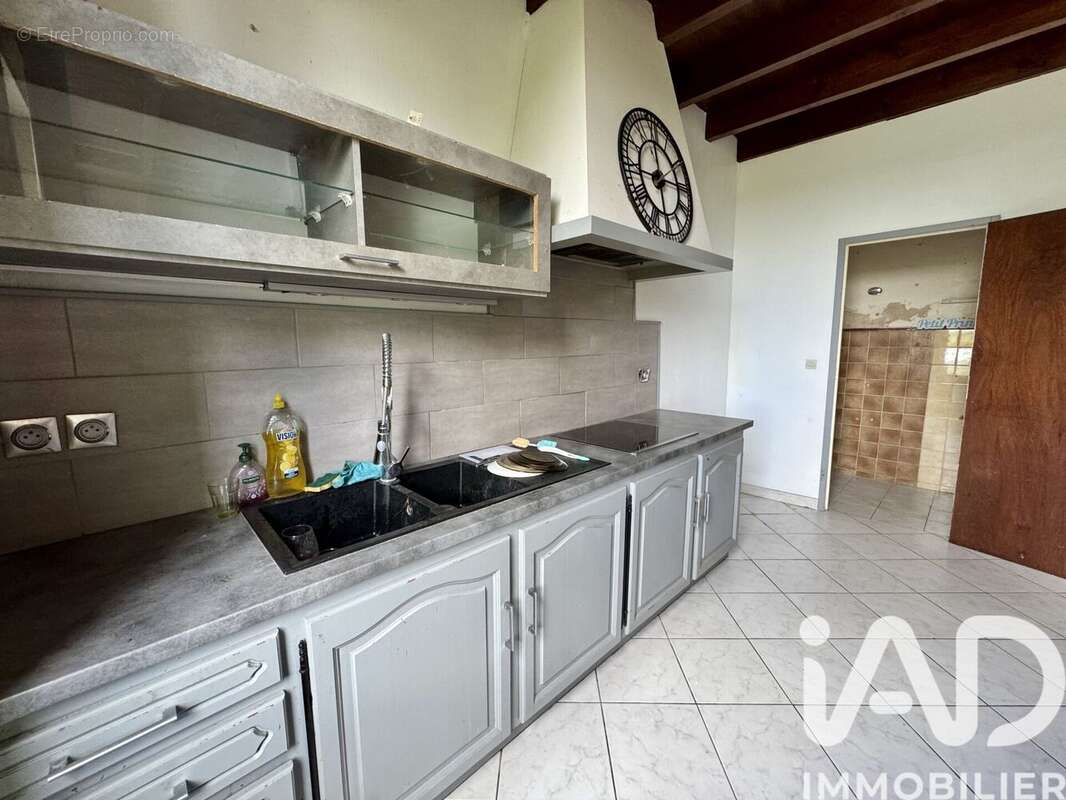 Maison 82 m² à Clam  - photo 4