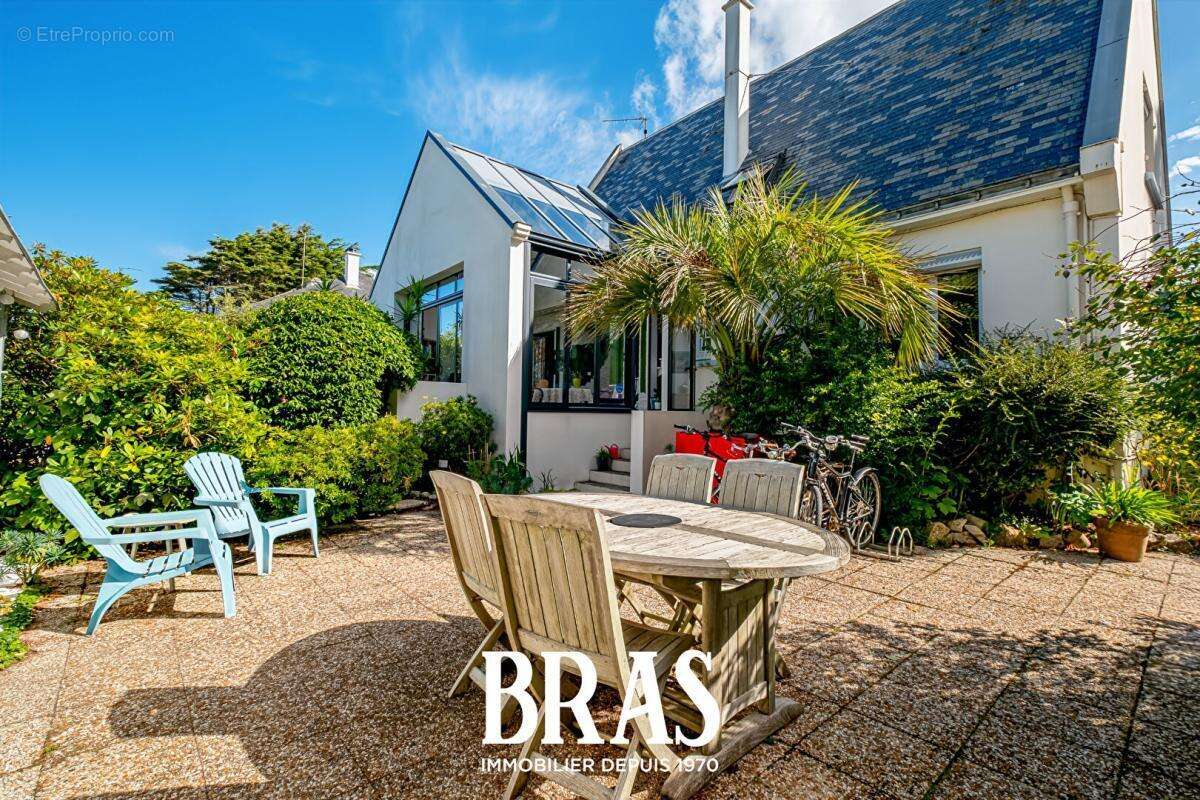 Maison à LE POULIGUEN