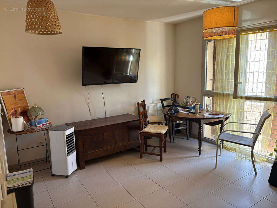 Joli studio à NIMES - photo 3