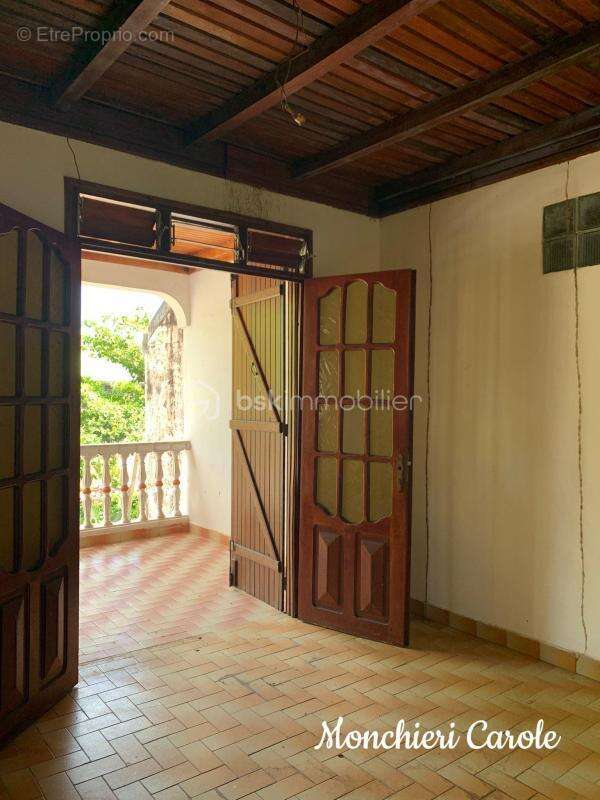 Maison à BASSE-TERRE