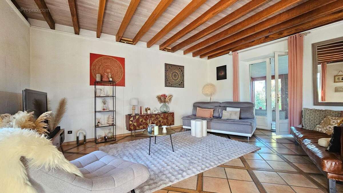 Maison à COARRAZE