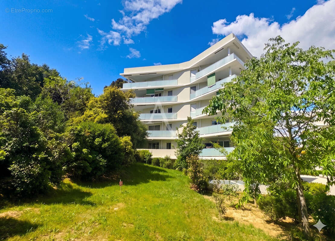 Appartement à MARSEILLE-13E