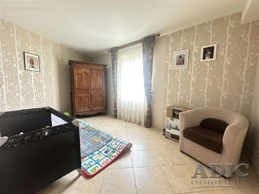 Maison à DAMMARTIN-EN-GOELE