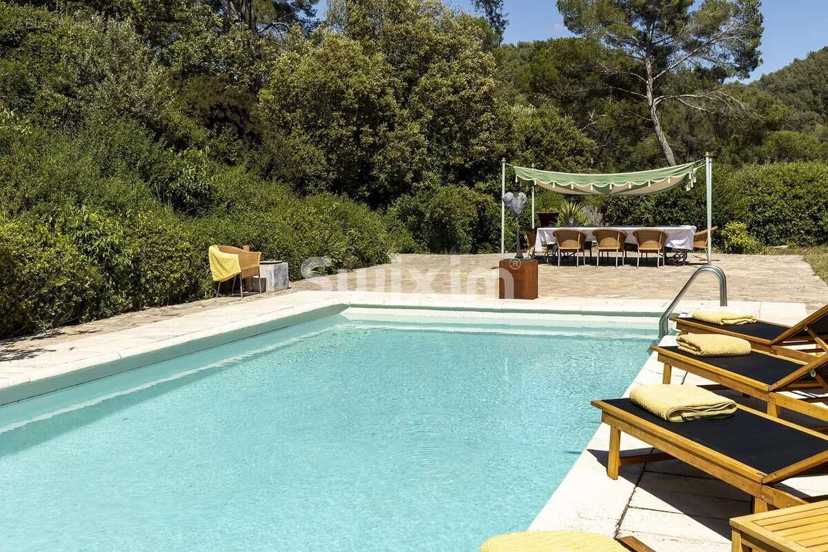 Belle bastide provençale avec panorama - photo 13