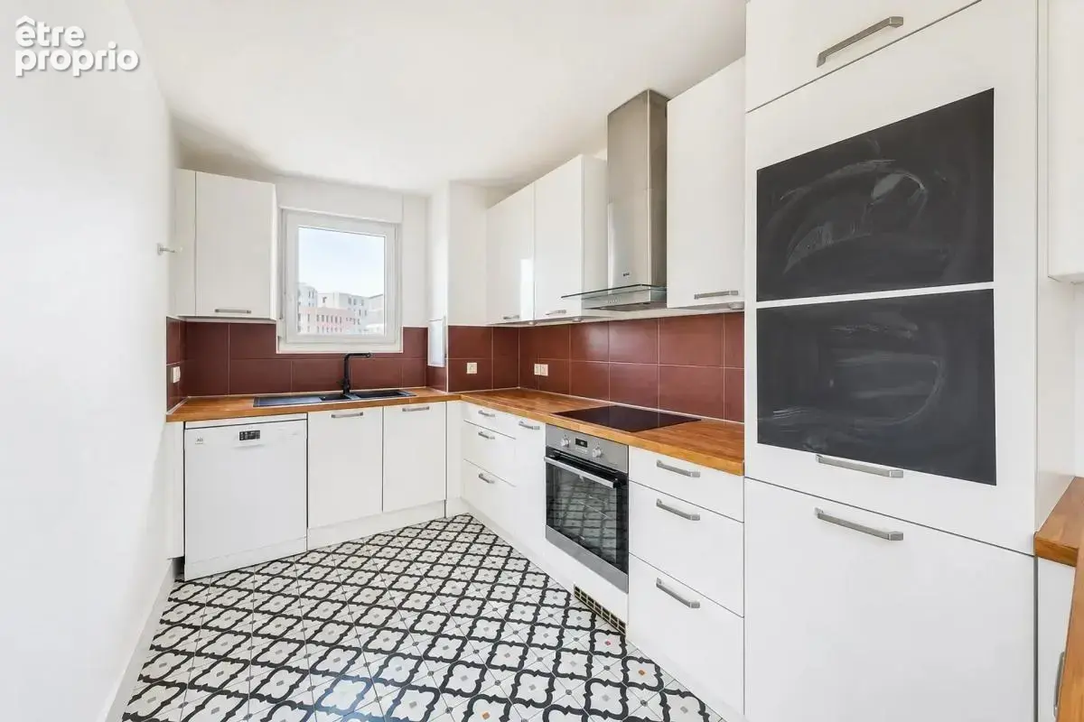 Strasbourg  - appartement 4 pièces - 85 m² - 3 chambres - balcon - photo 5
