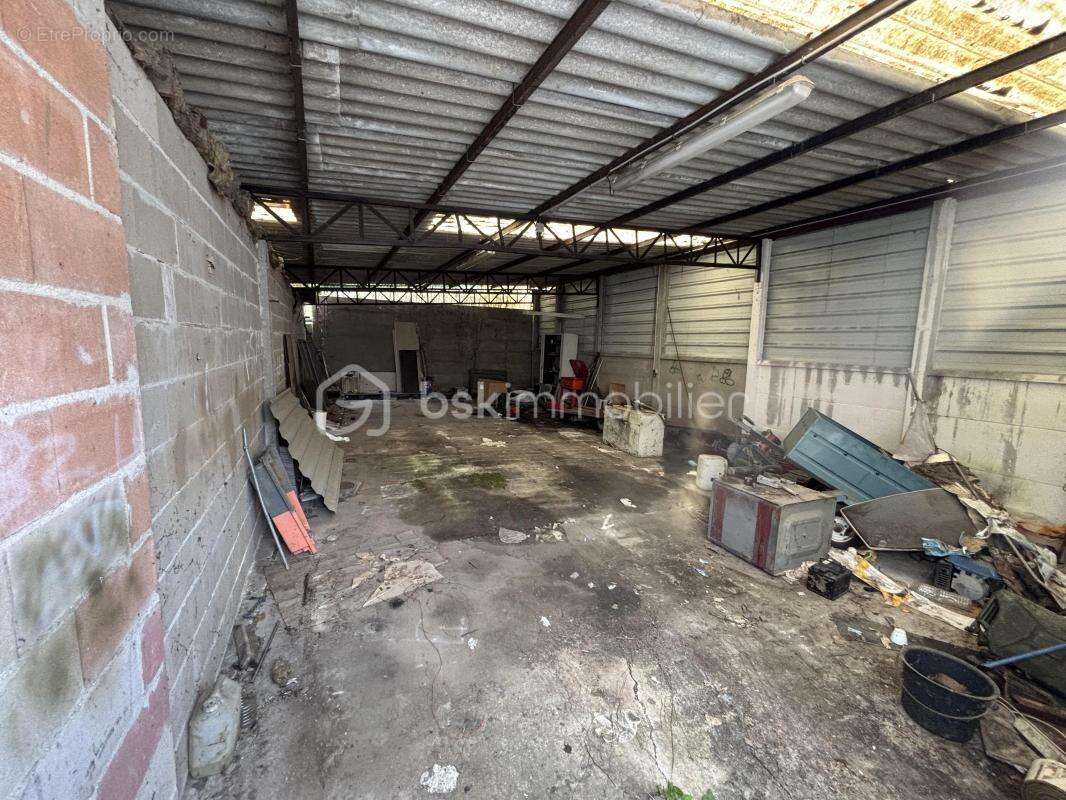 Terrain à SAVIGNY-SUR-ORGE