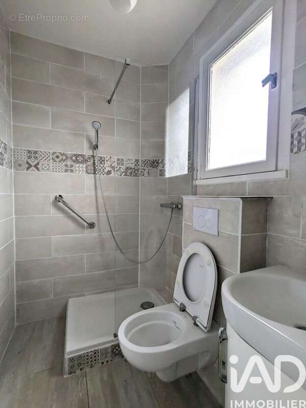 Photo 4 - Maison à LANDEVANT