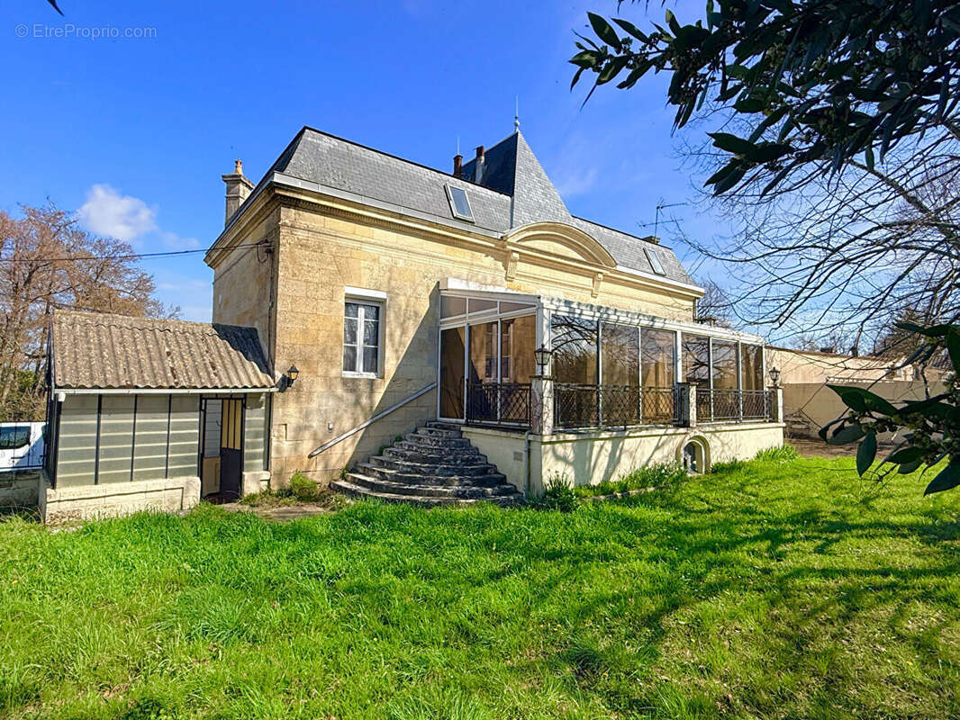 Maison à SAINT-LOUBES