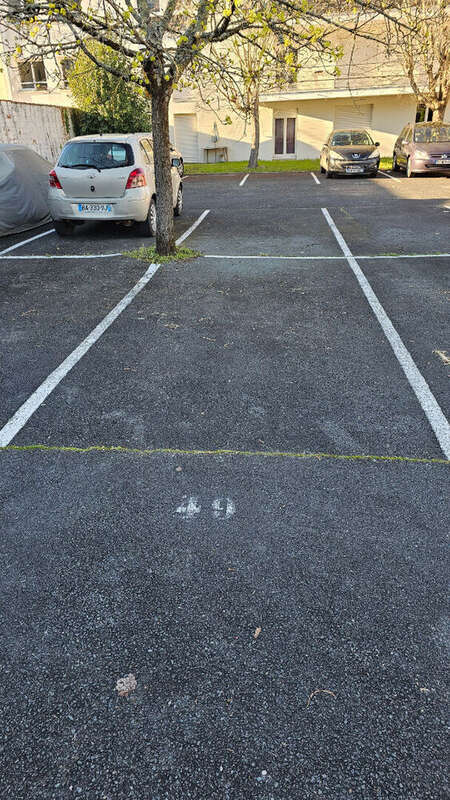 Parking à TALENCE
