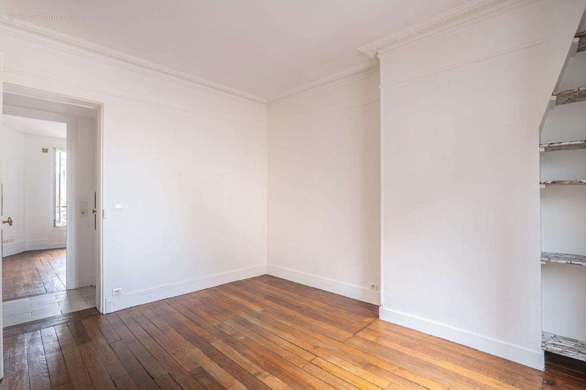 Appartement à MONTROUGE