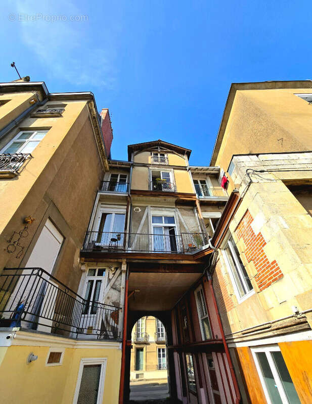 Appartement à REZE