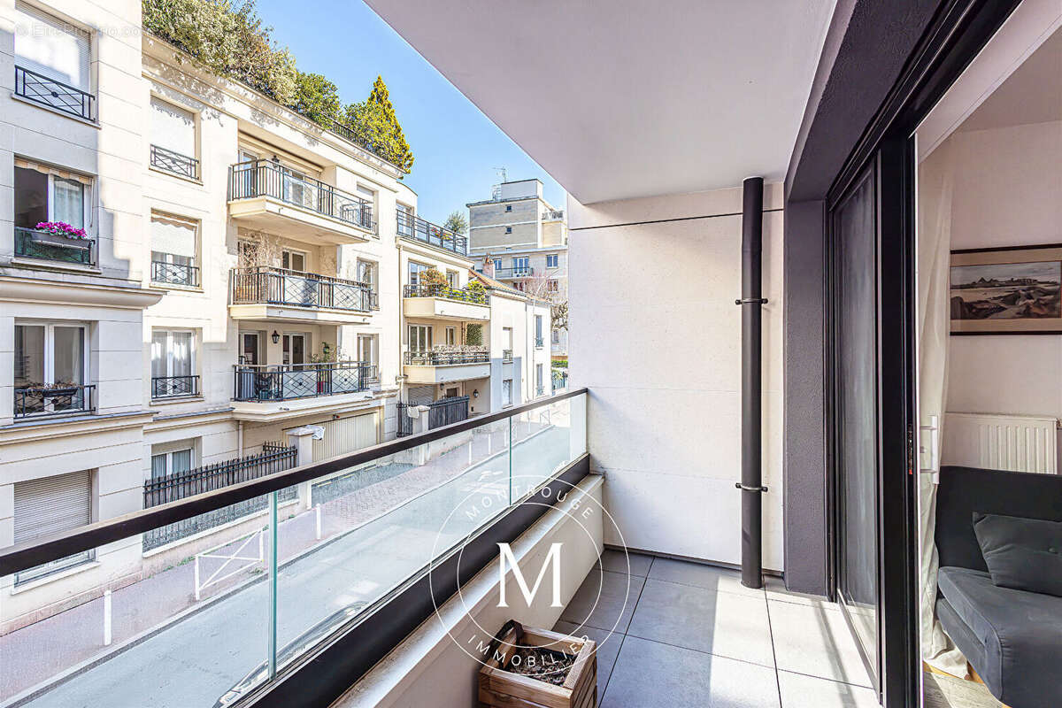 Appartement à MONTROUGE