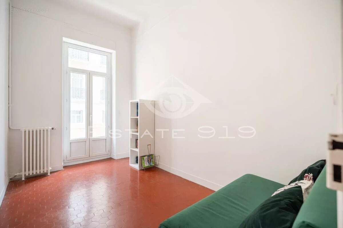 Art déco & terrasse de 47m2 – Proche Longchamp - photo 7