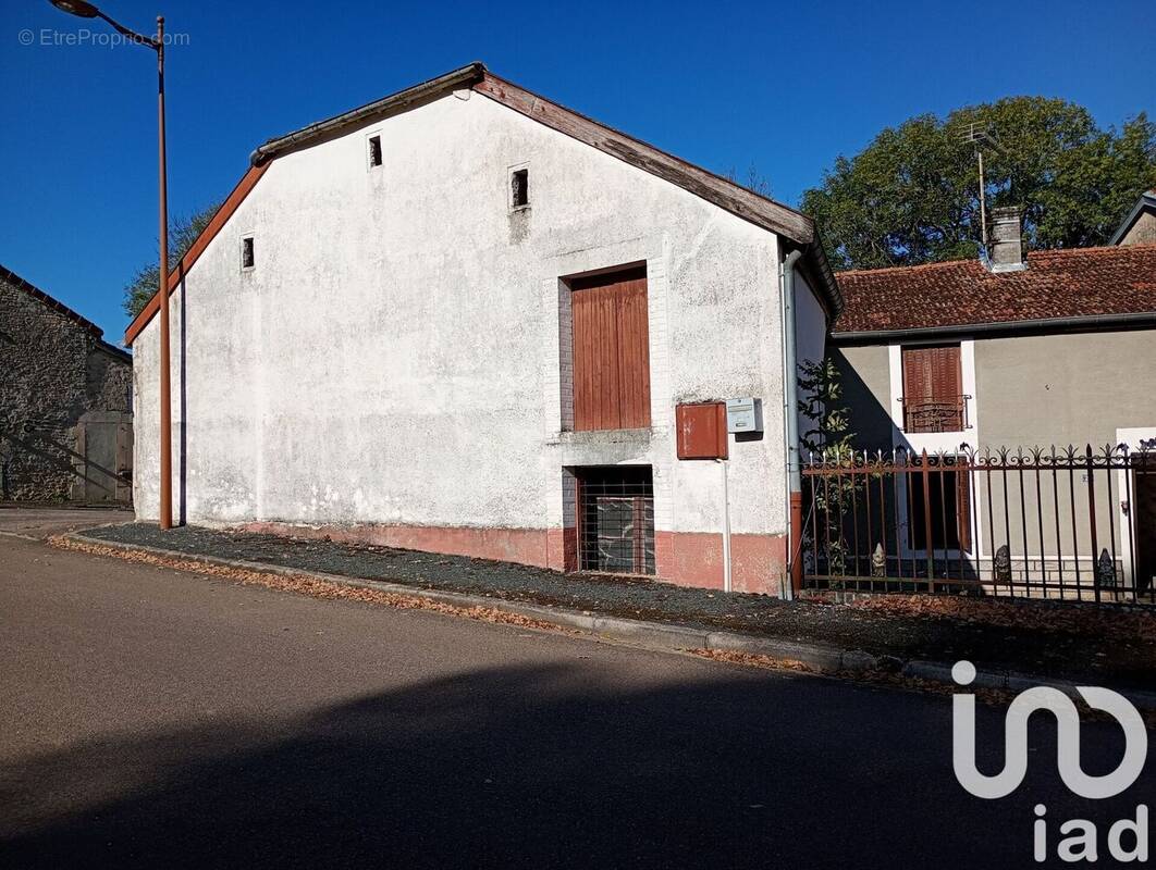 Photo 1 - Maison à BUSSON