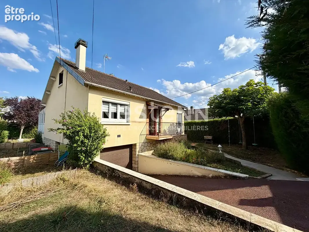Photo Maison à Champagne-Sur-Oise au prix de 349 000€