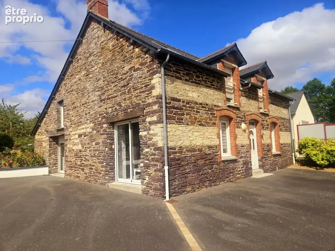 Maison 5 pièces 146 m² · à Les Brulais · 146 m² · 241 500 €