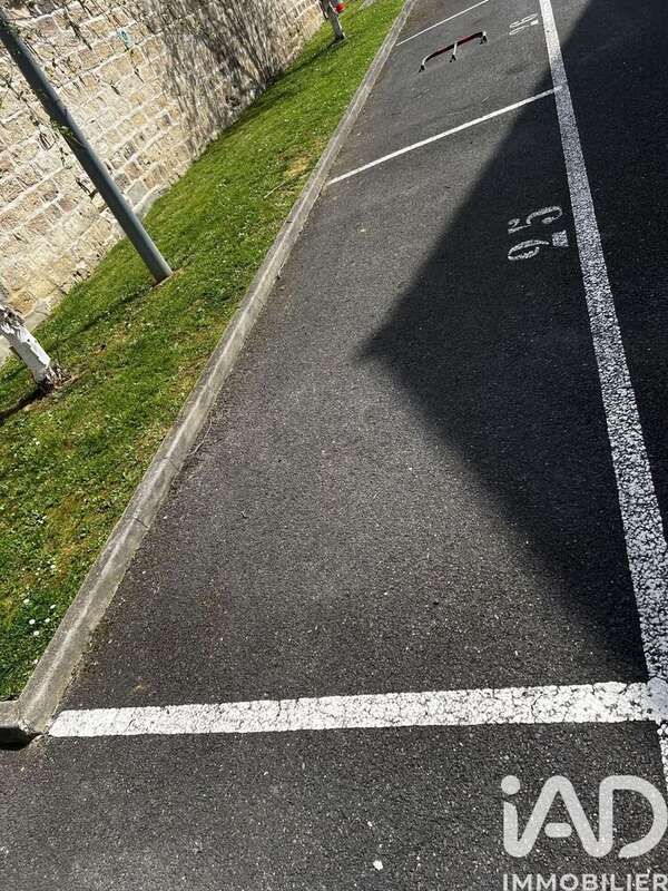 Photo 4 - Parking à PERSAN