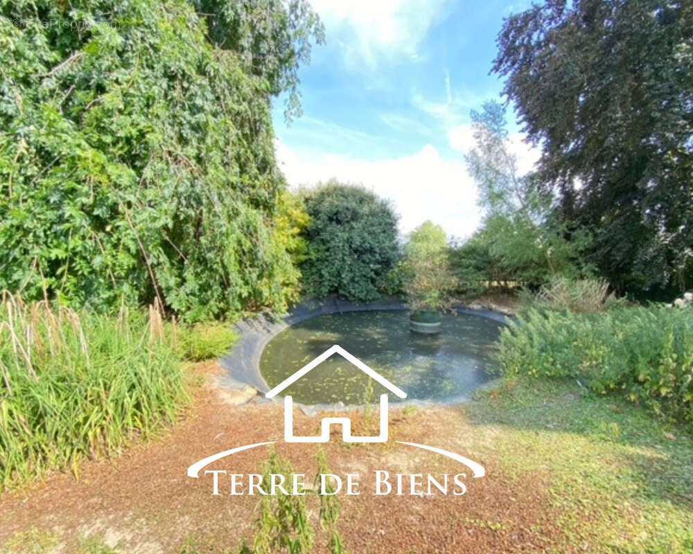 Propriété de caractère de 250 m2 habitables sur plus de 1,25 hectare   6 Chambres, 5 BOXES, À 10 minutes de Vi - photo 24