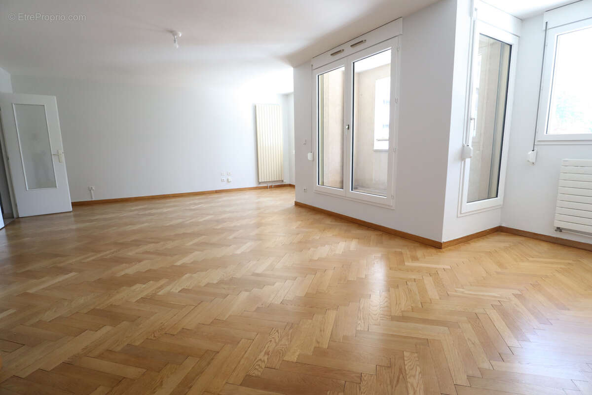 Appartement à LYON-3E