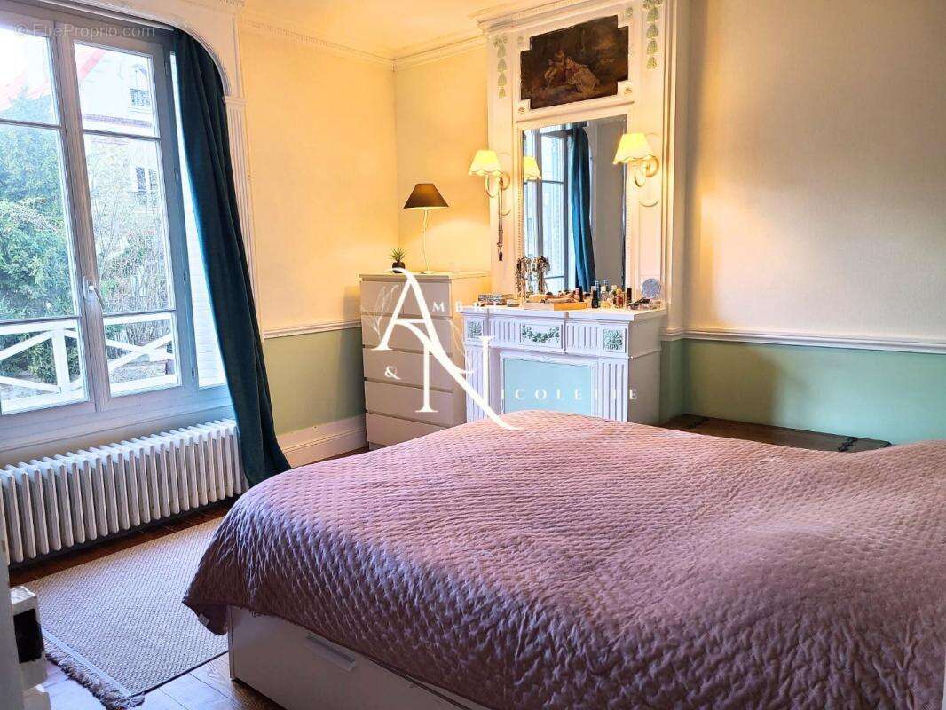 Maison à ROSNY-SOUS-BOIS