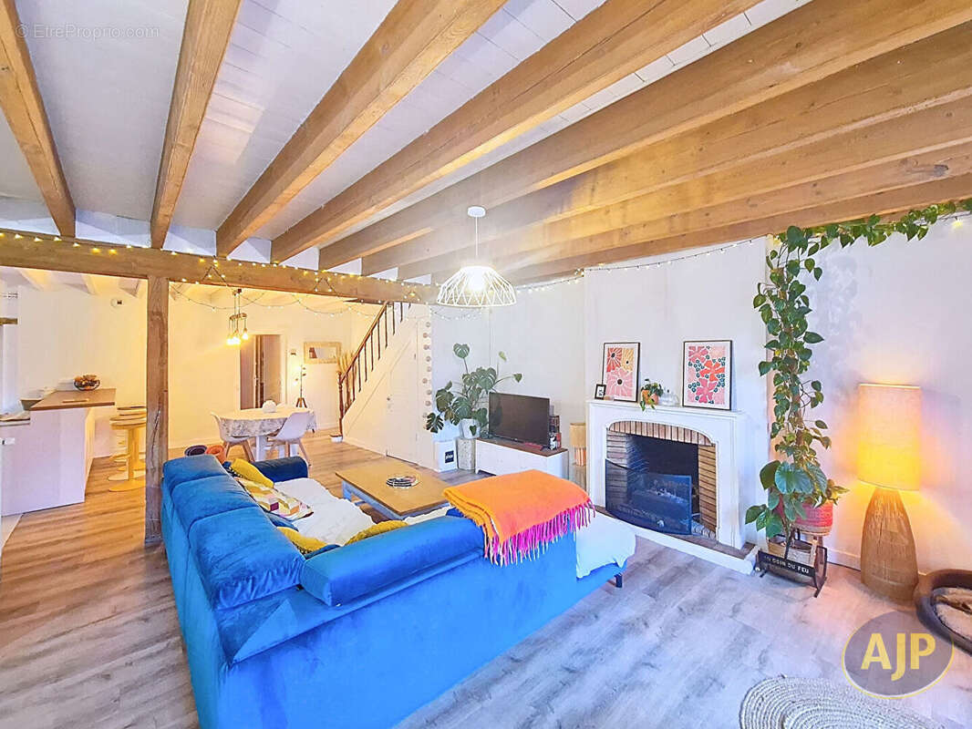 Maison à L'HERBERGEMENT