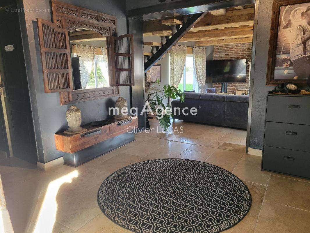 Maison à SAINT-HYMER