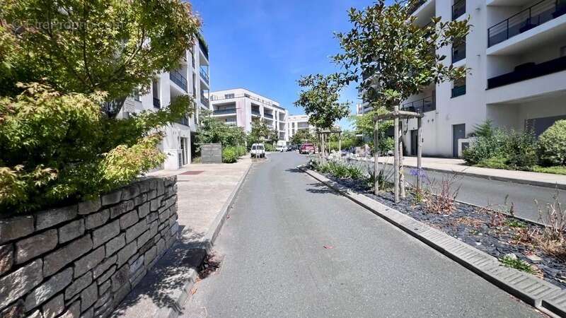 QUIMPER (29) Appartement de type 2 de 45.88 m² habitable - Balcon - 2 places de parking souterrain - photo 4