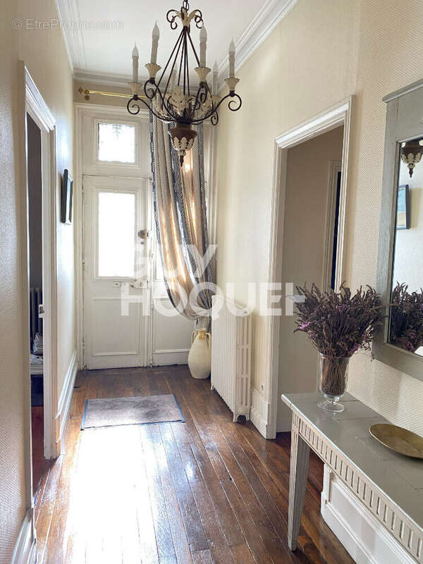 Maison à FONTENAY-LE-COMTE