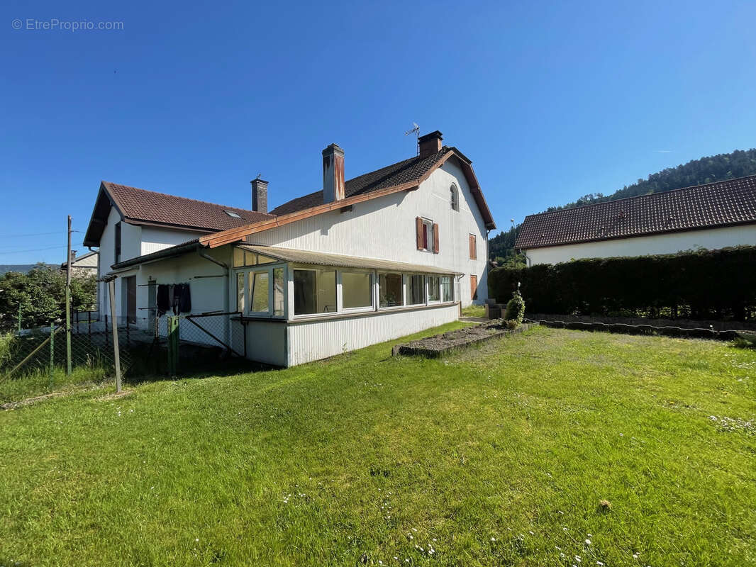 Appartement à DOMMARTIN-LES-REMIREMONT