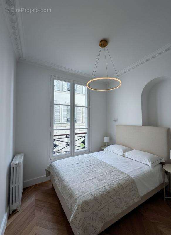 Appartement à PARIS-9E