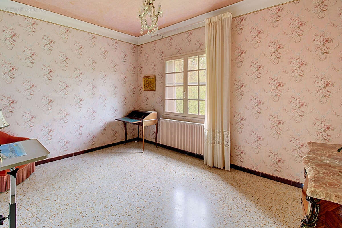 A VENDRE ! Maison 4 pièces à Draguignan - Plain-pied avec garage et jardin - photo 8