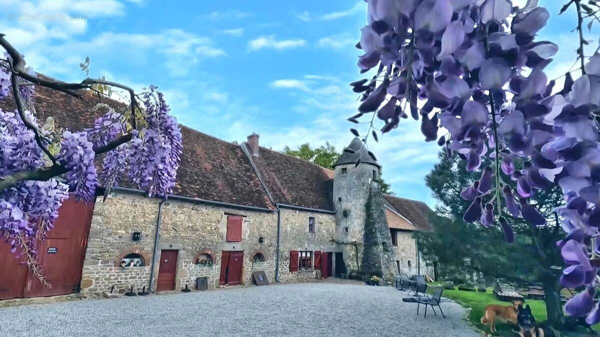 Maison à LA SOUTERRAINE