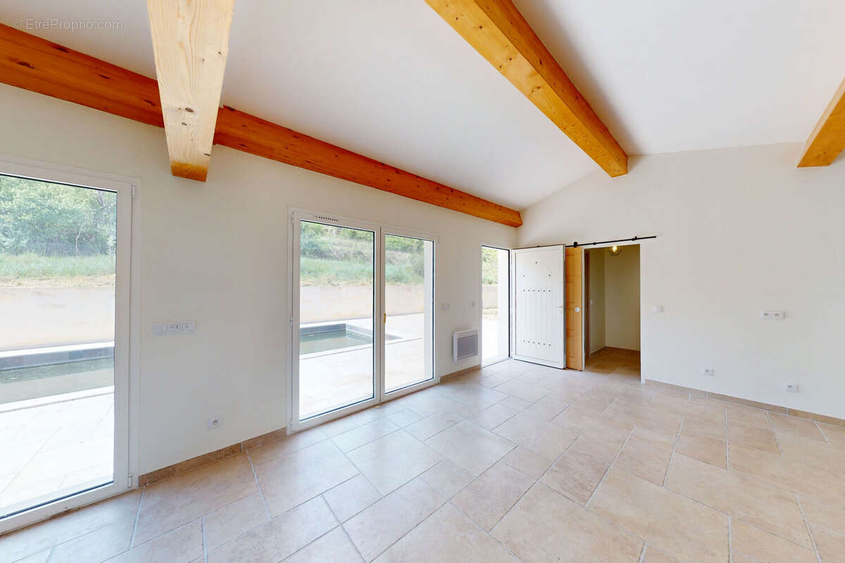 Maison à TOURRETTE-LEVENS
