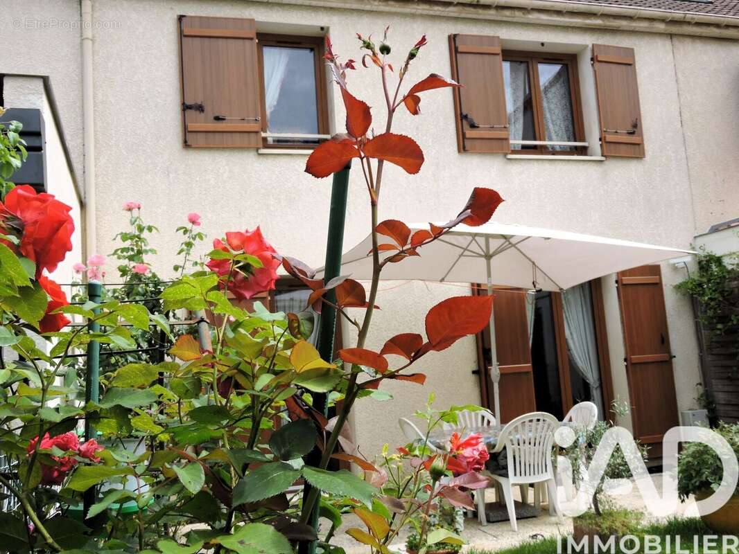 Photo 2 - Maison à GUYANCOURT