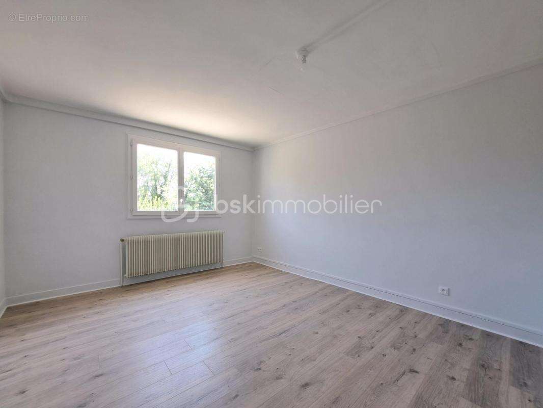 Maison à MAREUIL-CAUBERT