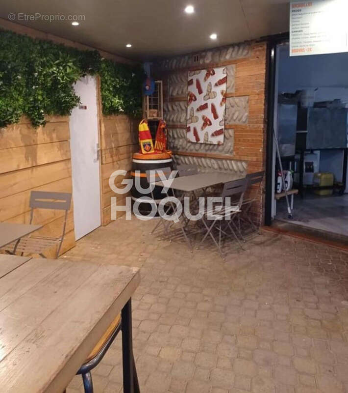 Commerce à SAINTE-MARIE