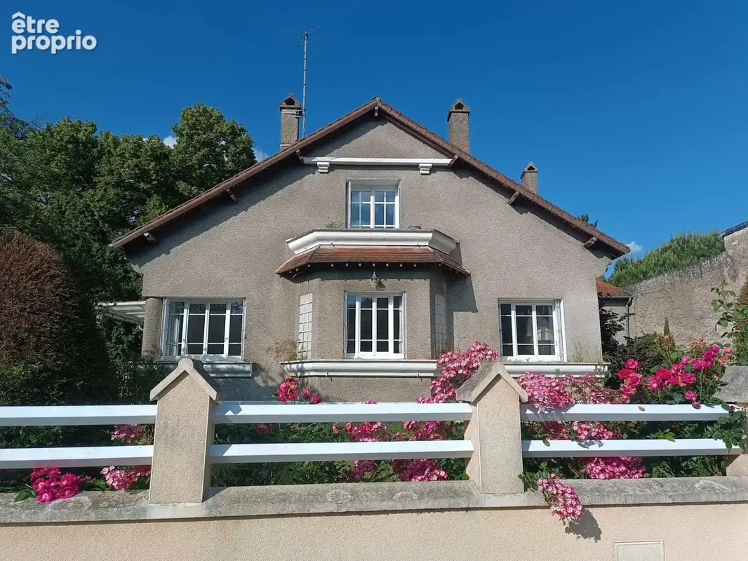 Maison à MONTMORILLON