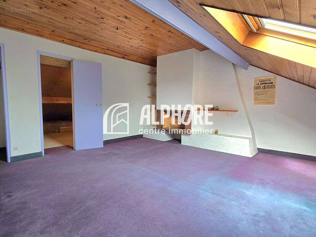 Appartement à BOUGUENAIS