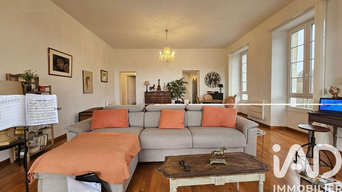 Appartement 83 m² à Escos  - photo 5