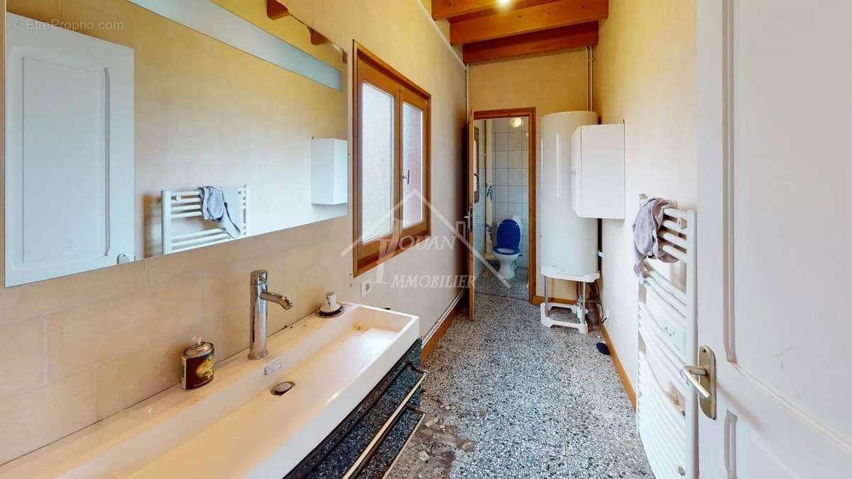 Maison à SALIGNY-SUR-ROUDON