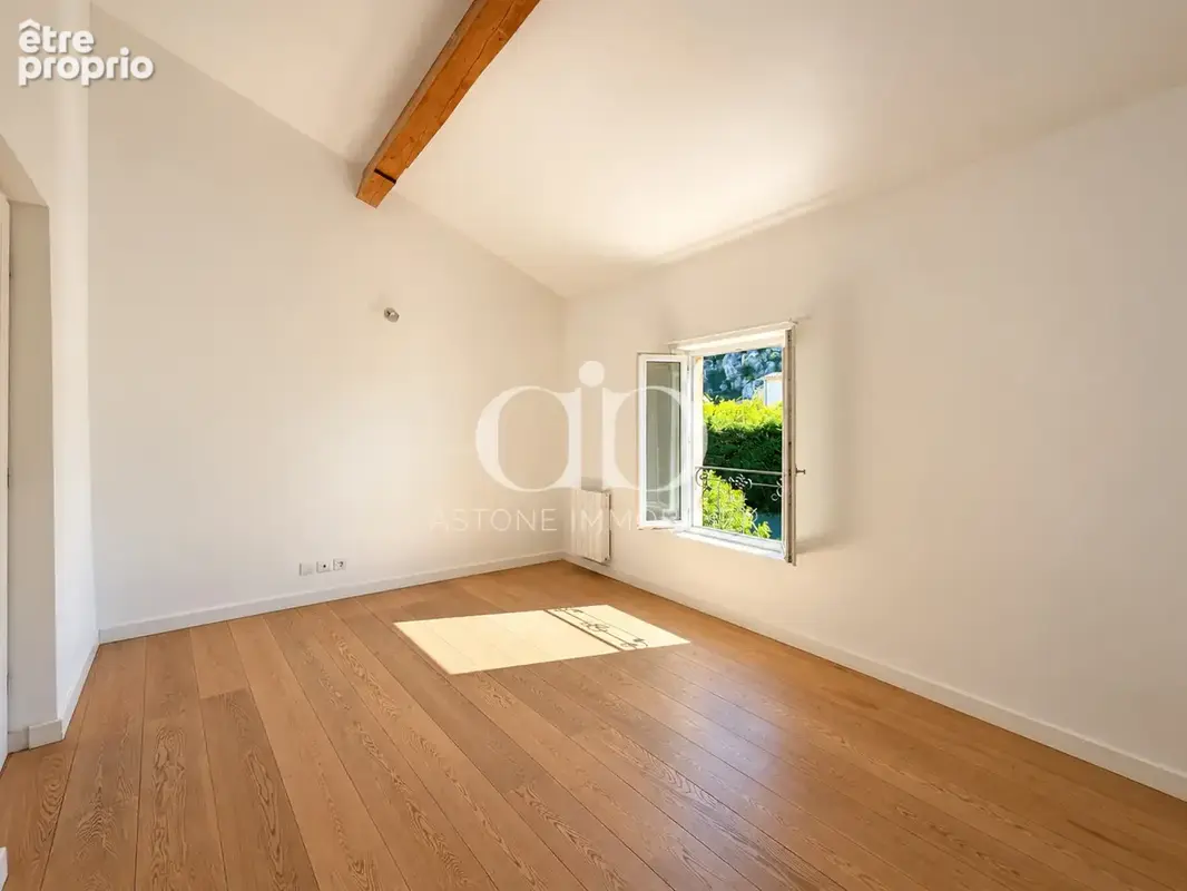 Roquevaire   le charme d’une bâtisse ancienne, l’esprit d’une maison et 300 m2 de jardin privatif - photo 17