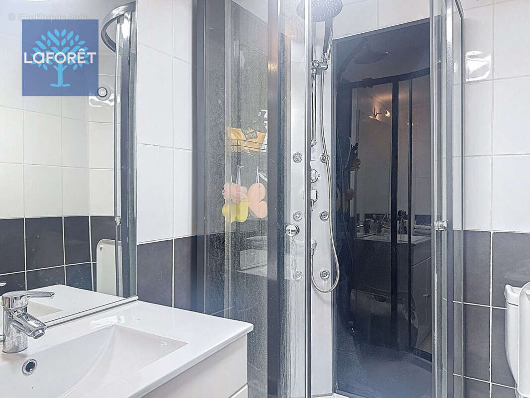 Appartement à SAINT-GENIS-LAVAL