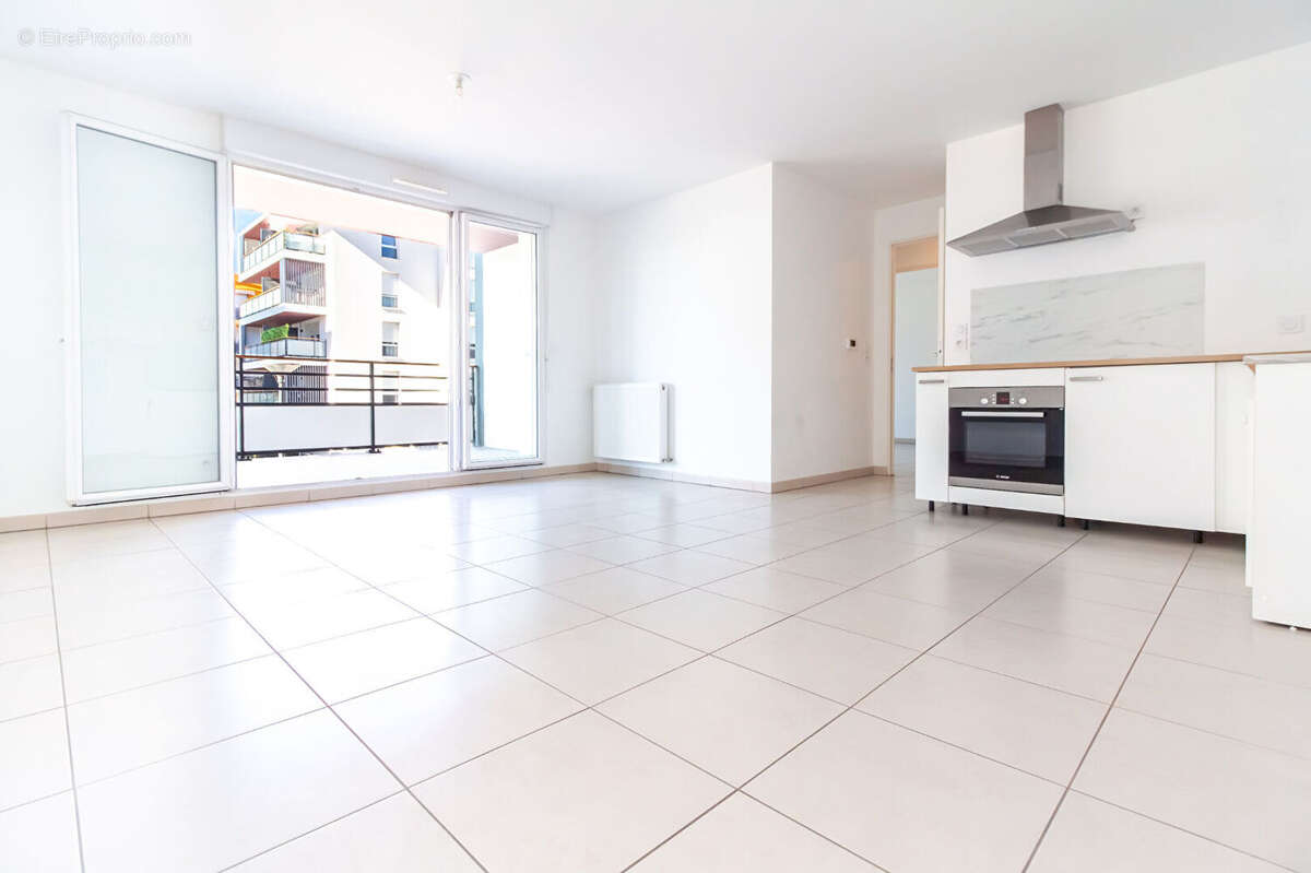 Appartement à VITROLLES