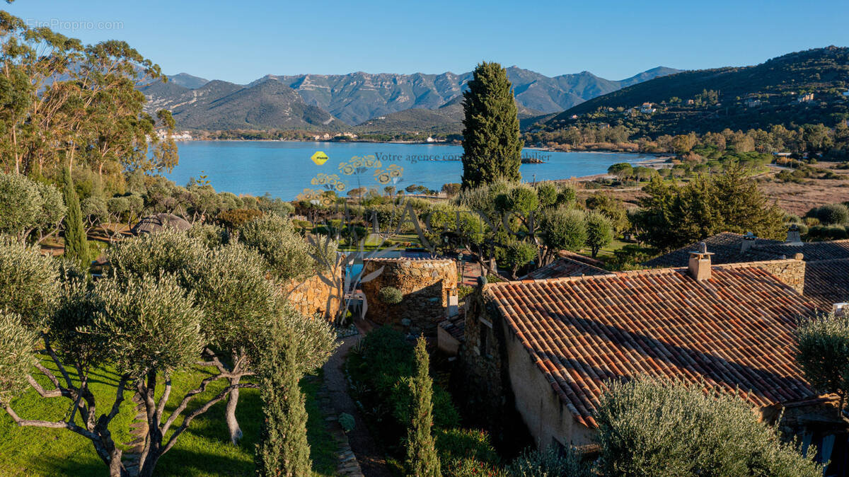 Maison à SAINT-FLORENT
