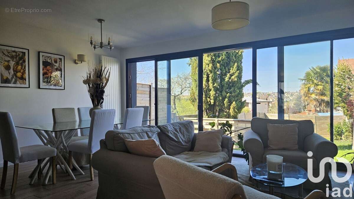 Photo 2 - Maison à NOISEAU