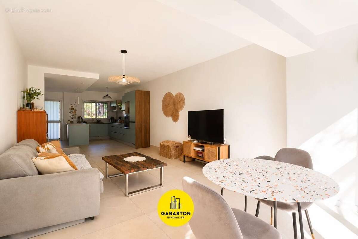 Appartement à MARSEILLE-12E