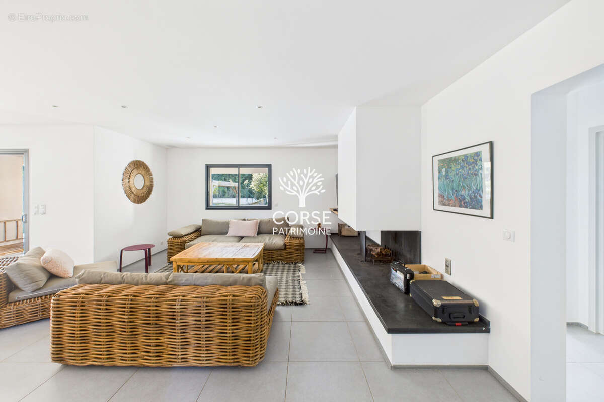 Maison à PORTO-VECCHIO