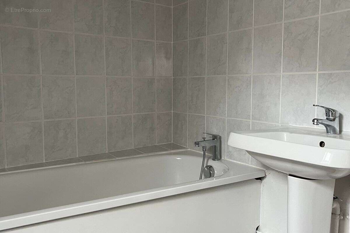 Appartement à POCE-SUR-CISSE